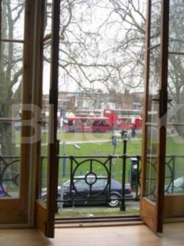 			3 Bedroom, 1 bath, 1 reception Flat			 Willoughby Road, Crouch End borders